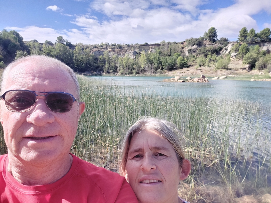 Thierry et Pascale au bord du lac